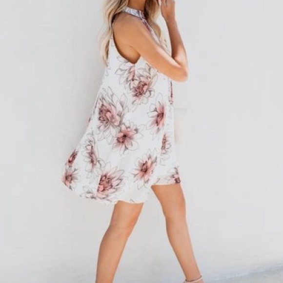 VICI Stencil Floral Dress - Ivory - Picture 1 of 7